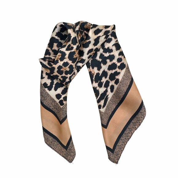 ✨✨✨Elegant Bandana Square Scarf Silky Satin Cheetah Print Leopard Head Neck Wrap - Picture 4 of 7